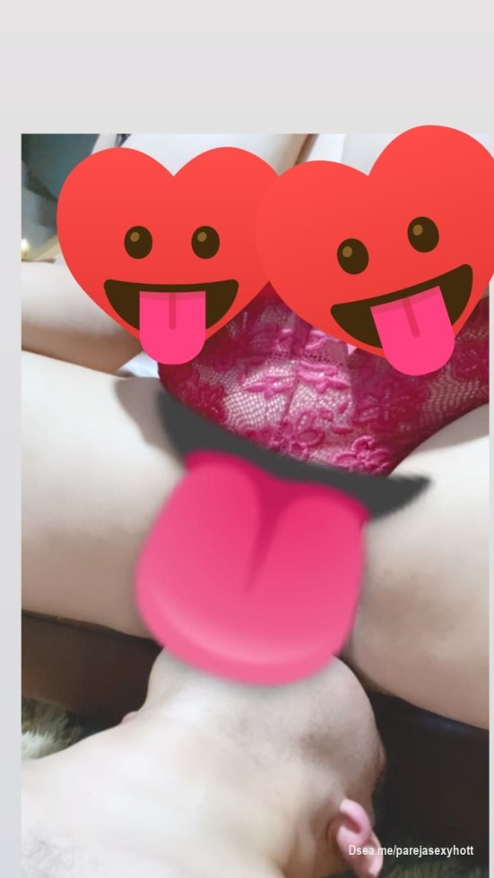 quieres verla sin censura cariño ...hablemos rico por el chat ...desbloquea nuestros candaditos cariños 😍👅🐸🔐🍆🔥🍑🐸😈